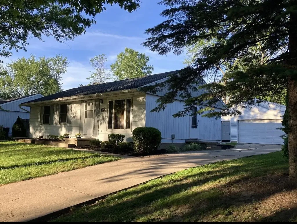 3201 Norwich Road Lansing City MI 48911