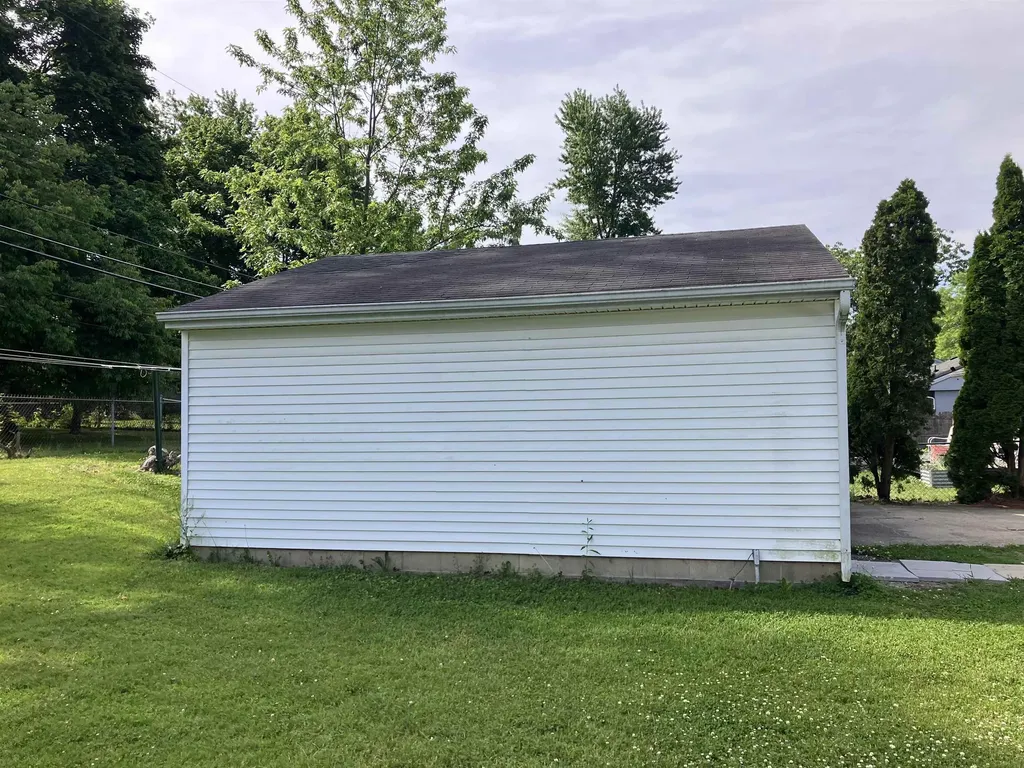 3201 Norwich Road Lansing City MI 48911