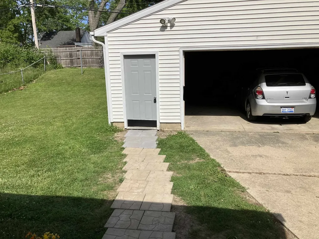 3201 Norwich Road Lansing City MI 48911