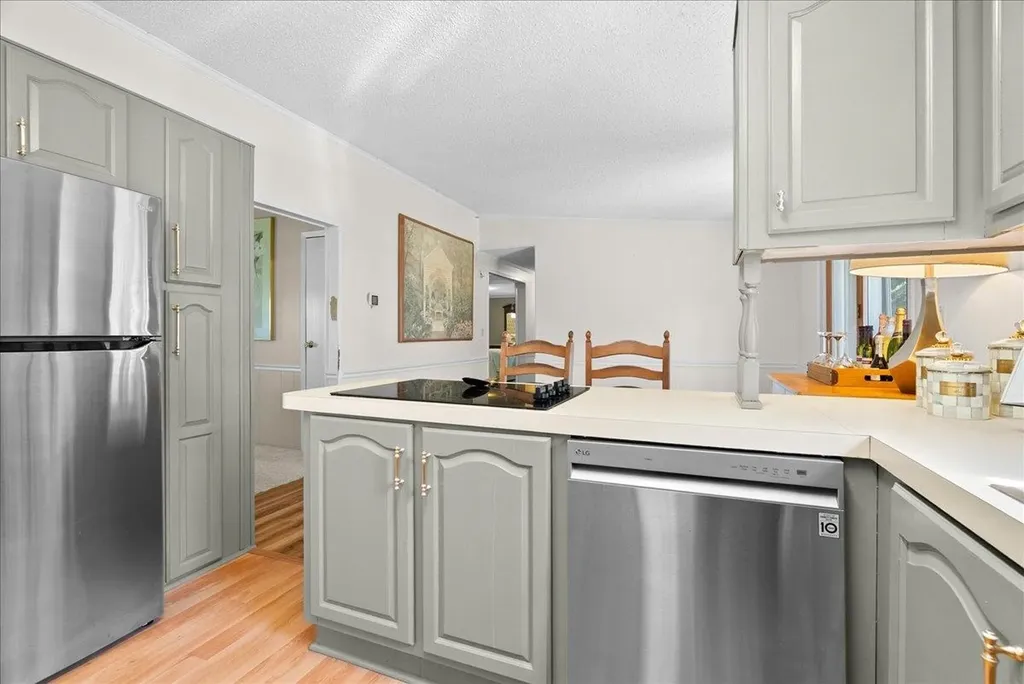 2460 Clairmont Drive Owosso Charter Township MI 48867