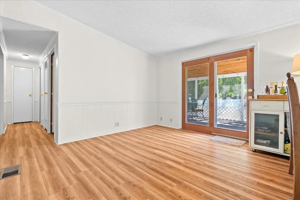 2460 Clairmont Drive Owosso Charter Township MI 48867