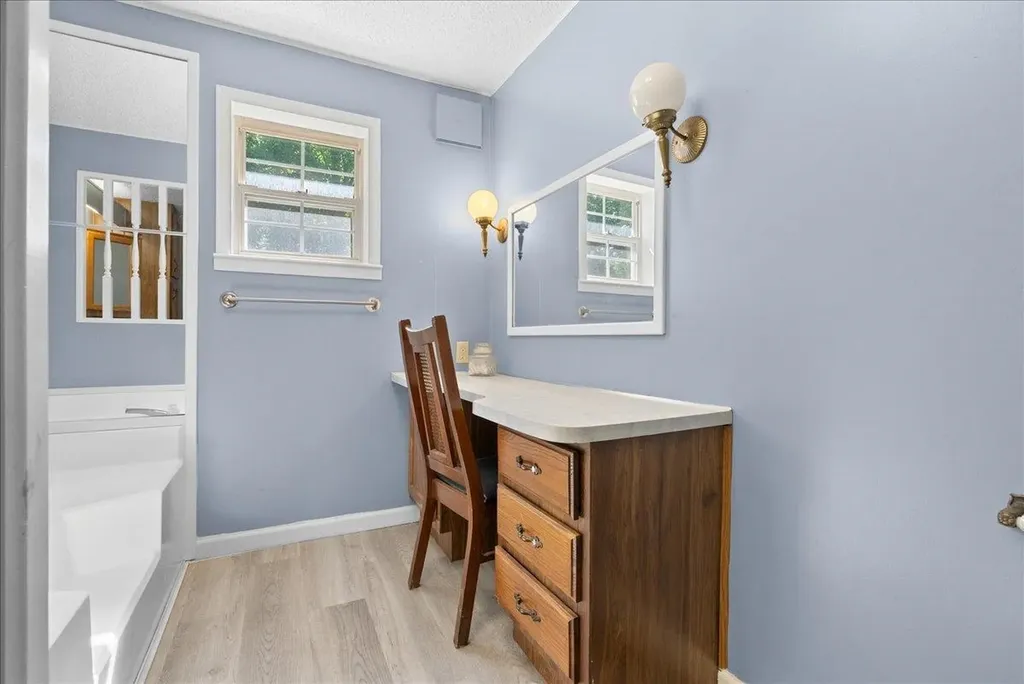 2460 Clairmont Drive Owosso Charter Township MI 48867
