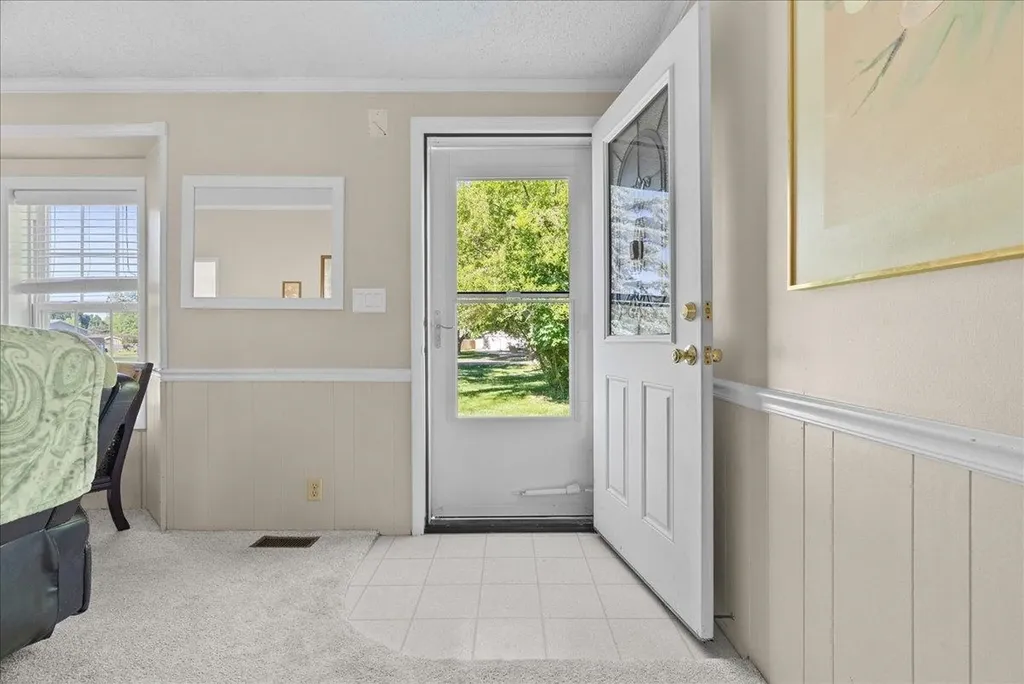 2460 Clairmont Drive Owosso Charter Township MI 48867