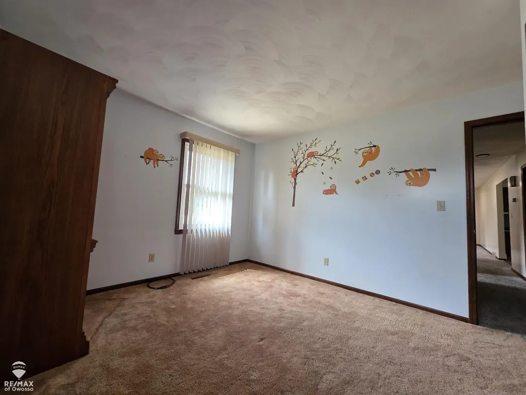 142 Stanley Drive Caledonia Charter Township MI 48817