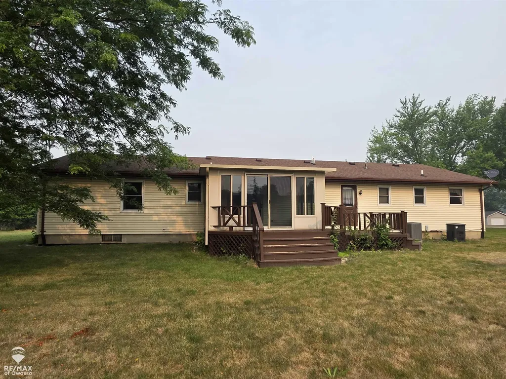 142 Stanley Drive Caledonia Charter Township MI 48817