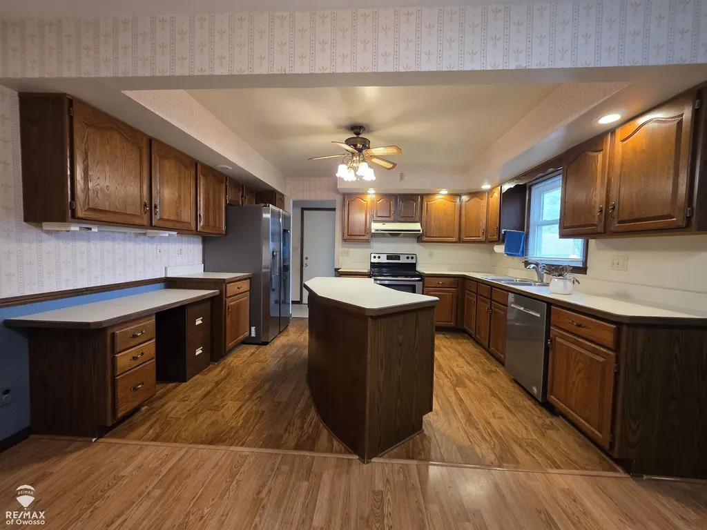142 Stanley Drive Caledonia Charter Township MI 48817