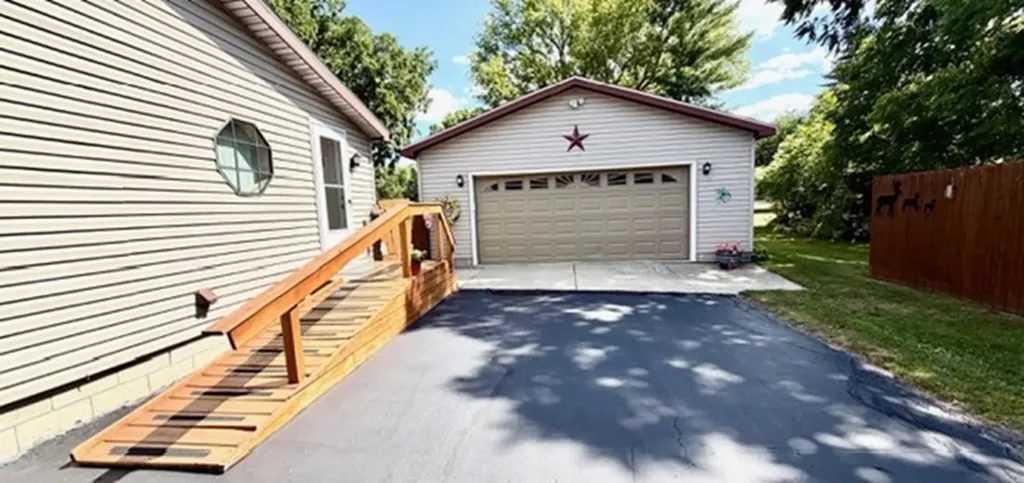608 E Liberty Street Chesaning Village MI 48616