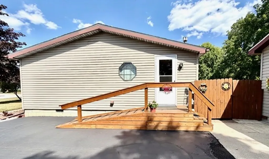 608 E Liberty Street Chesaning Village MI 48616