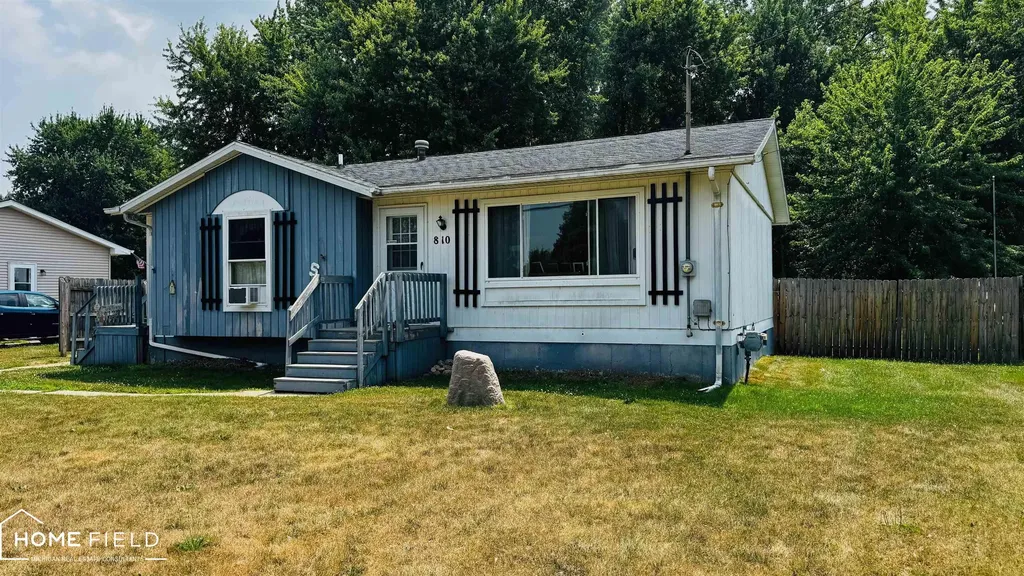 810 E King Street Corunna City MI 48817