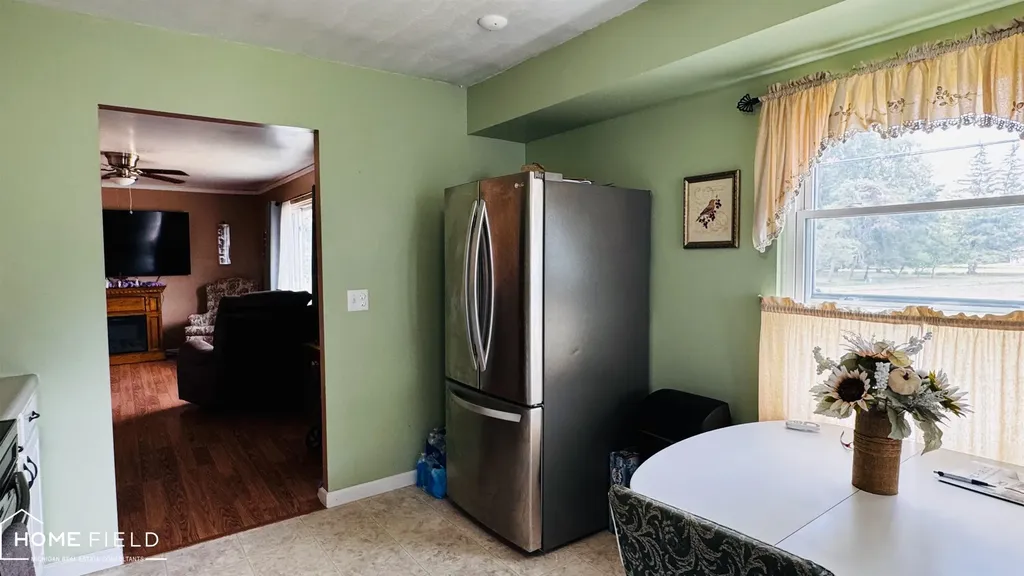 810 E King Street Corunna City MI 48817