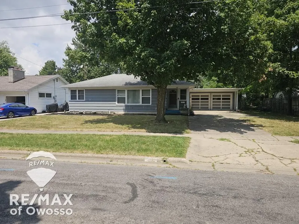519 Moore Street Owosso City MI 48867