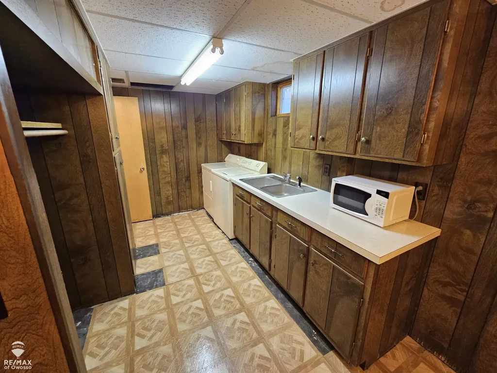 519 Moore Street Owosso City MI 48867