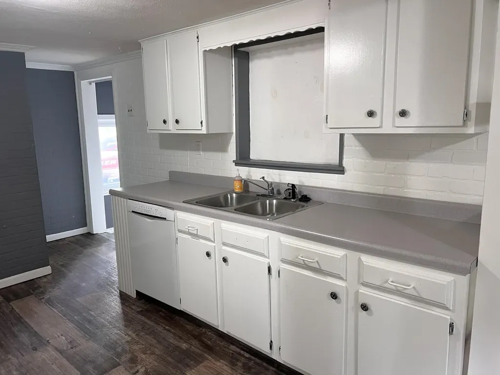 6319 S Washington Avenue Lansing City MI 48911
