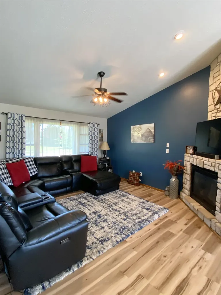 606 Doyle Road Laingsburg City MI 48848