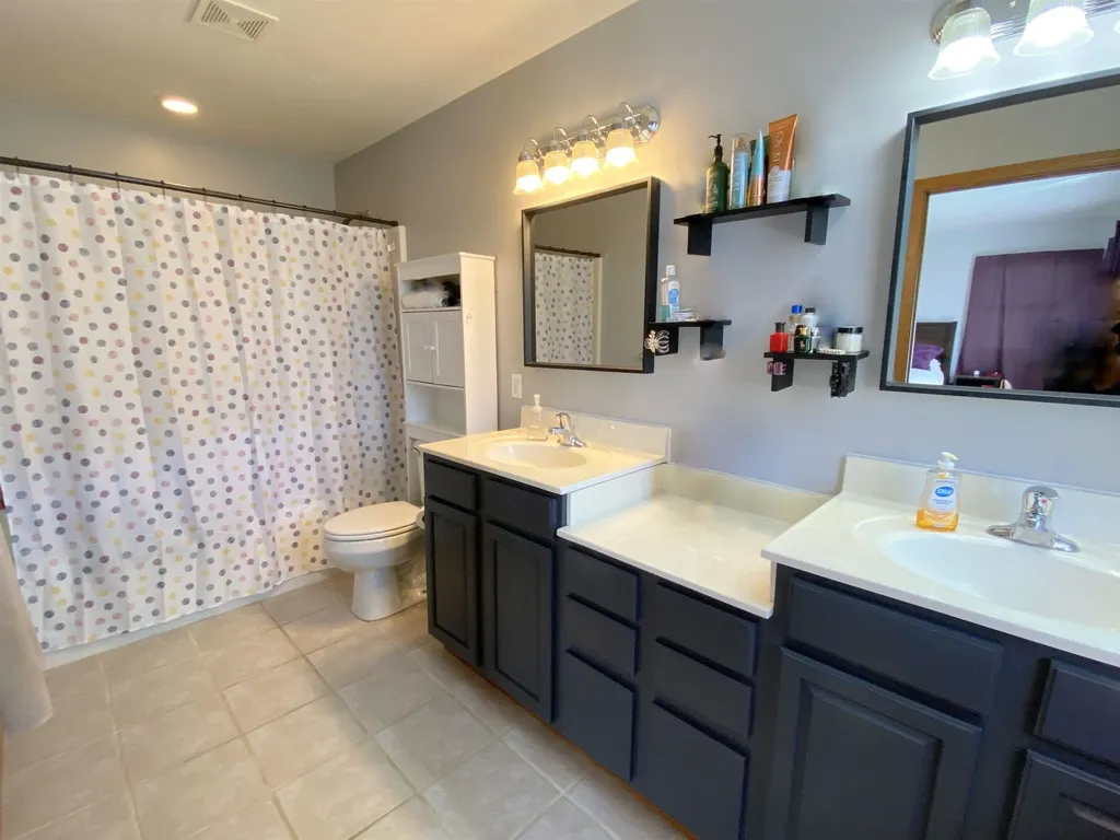 606 Doyle Road Laingsburg City MI 48848