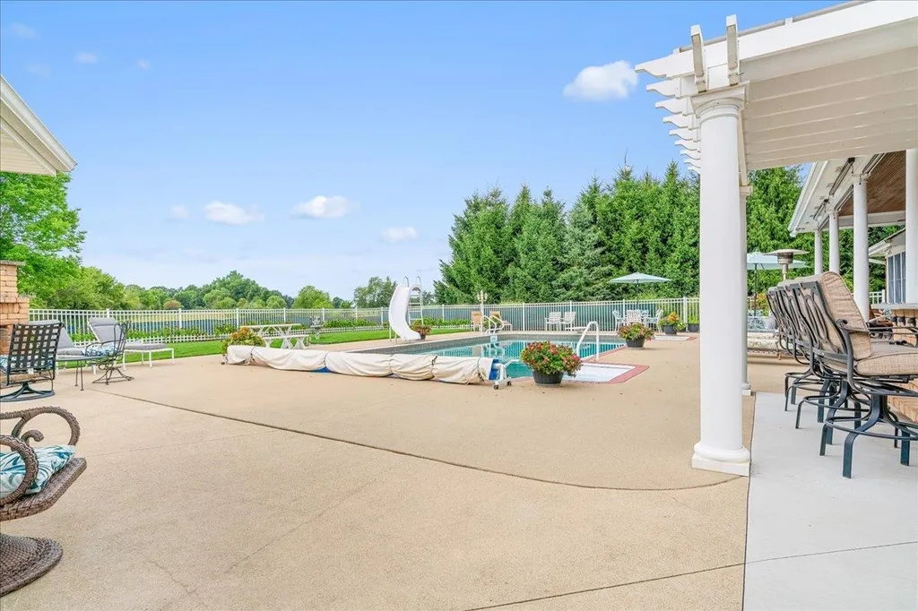 1851 N Chipman Road Owosso Charter Township MI 48867