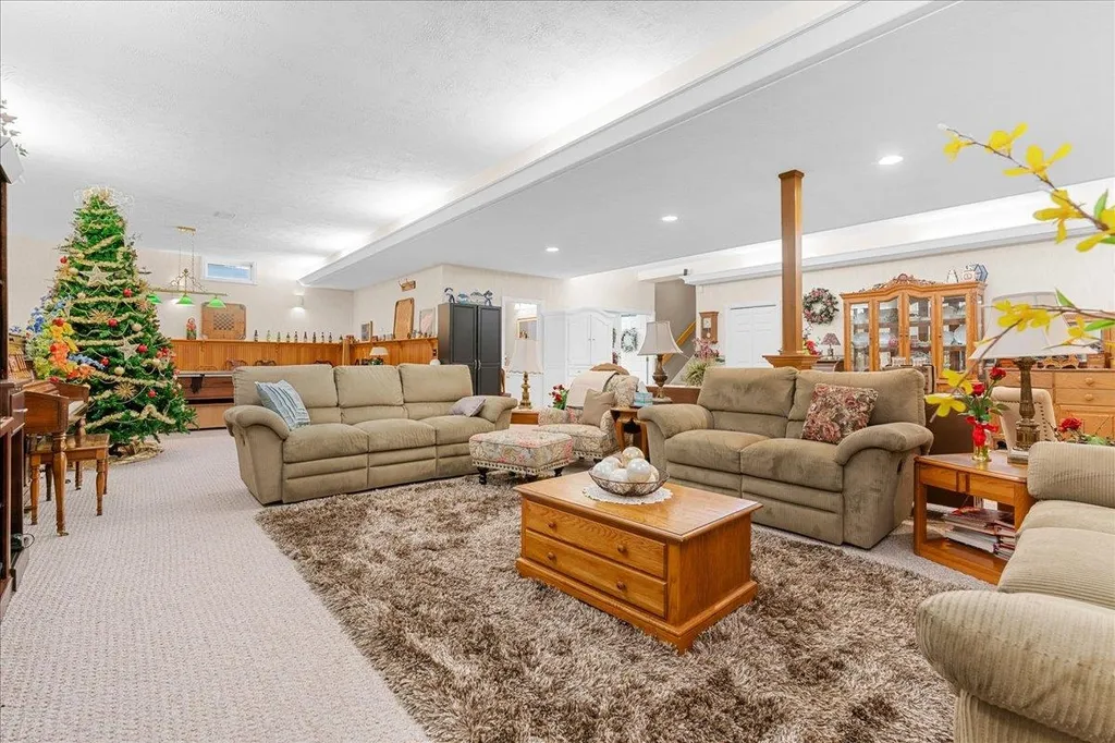 1851 N Chipman Road Owosso Charter Township MI 48867