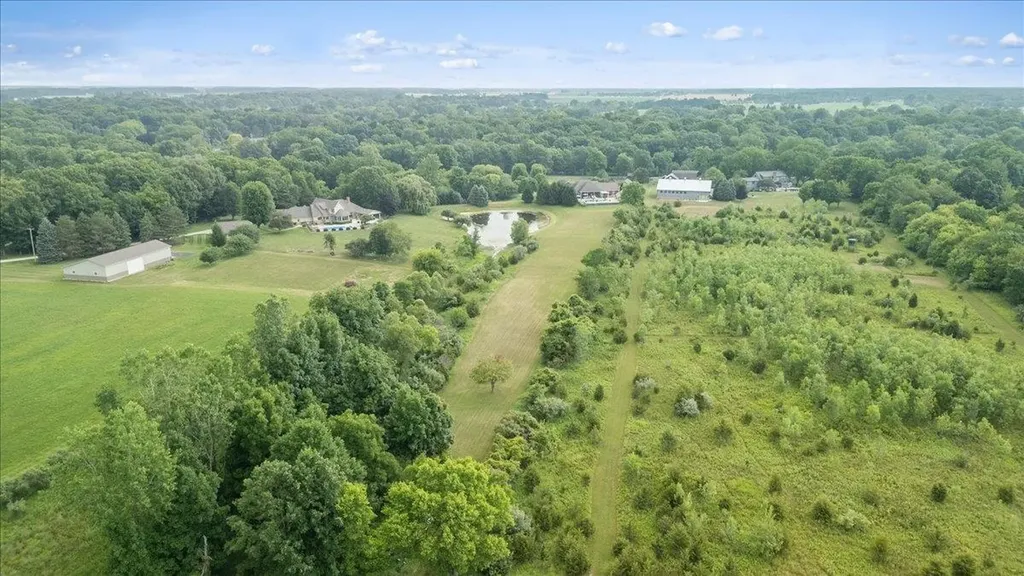 1851 N Chipman Road Owosso Charter Township MI 48867