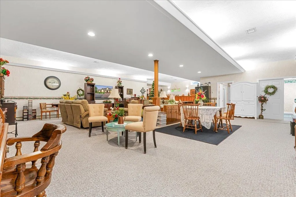 1851 N Chipman Road Owosso Charter Township MI 48867