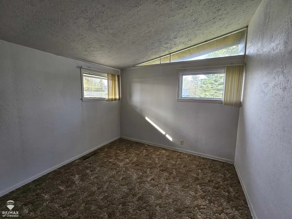 5130 N M-52 Highway Owosso Charter Township MI 48867