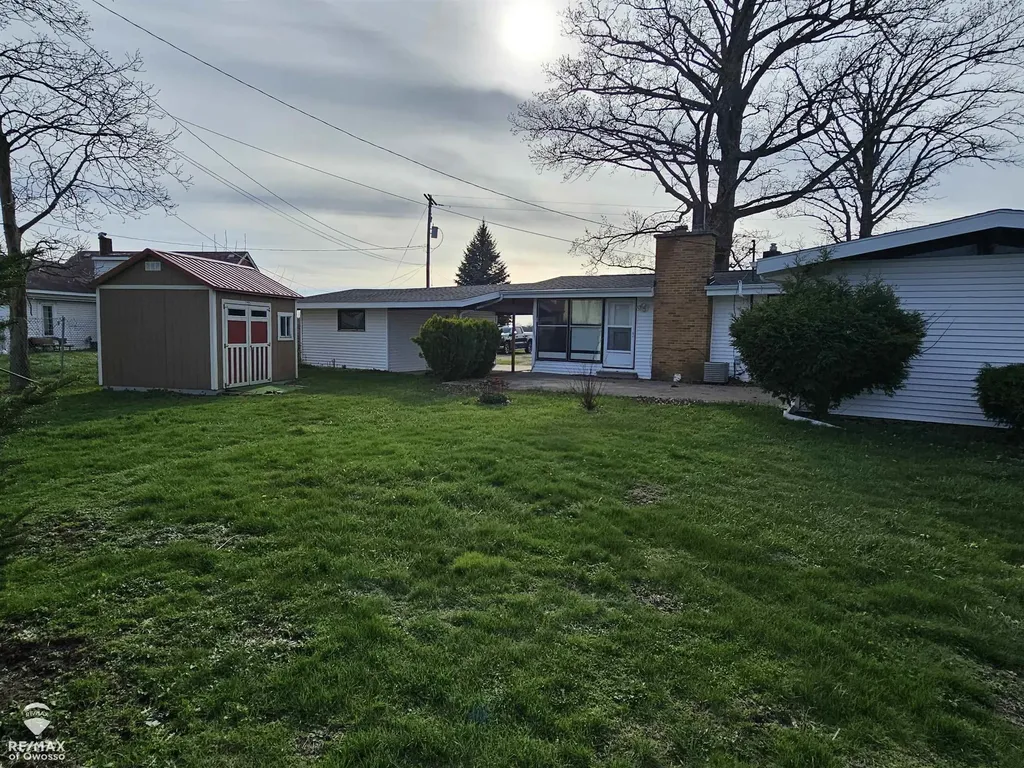 5130 N M-52 Highway Owosso Charter Township MI 48867