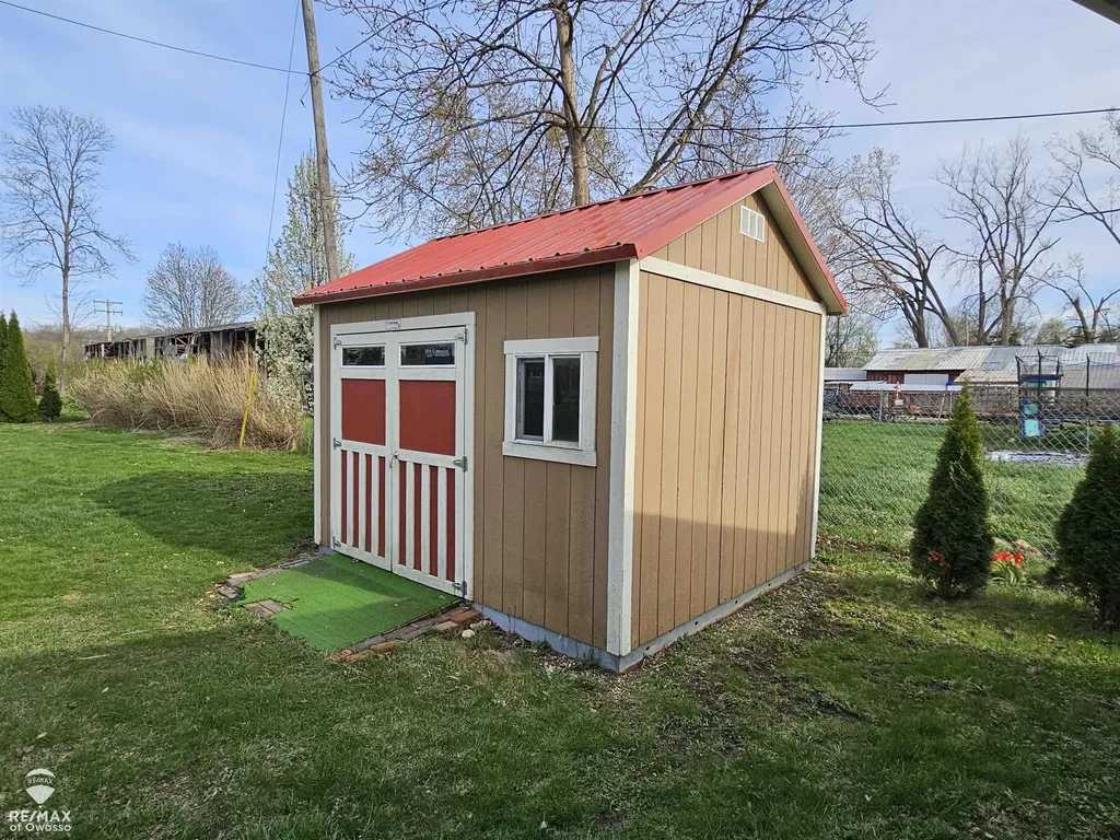 5130 N M-52 Highway Owosso Charter Township MI 48867