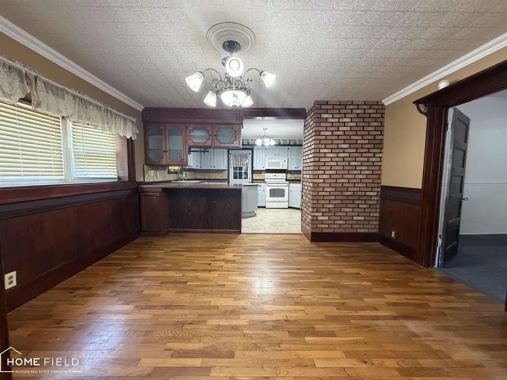 803 Ament Street Owosso City MI 48867