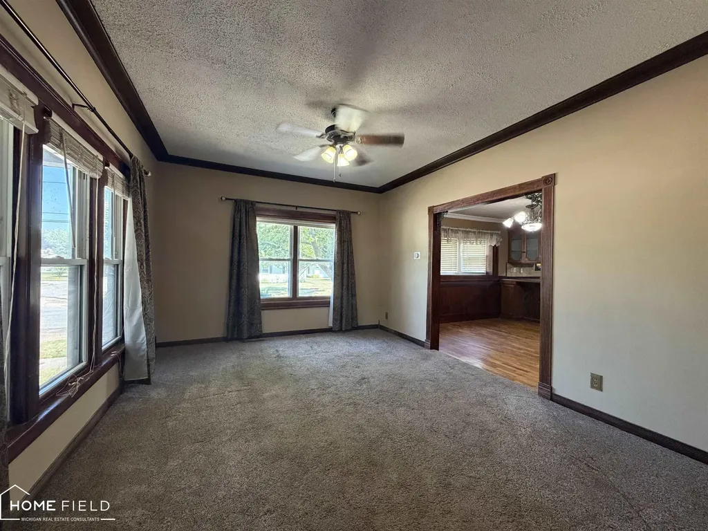 803 Ament Street Owosso City MI 48867
