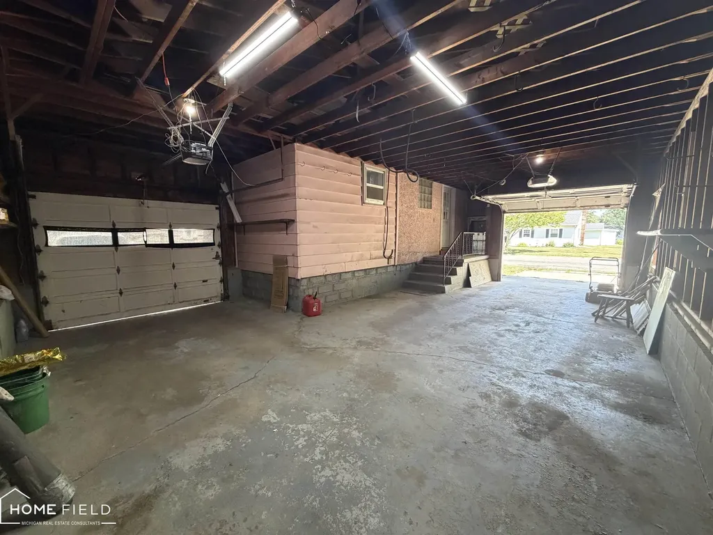 803 Ament Street Owosso City MI 48867