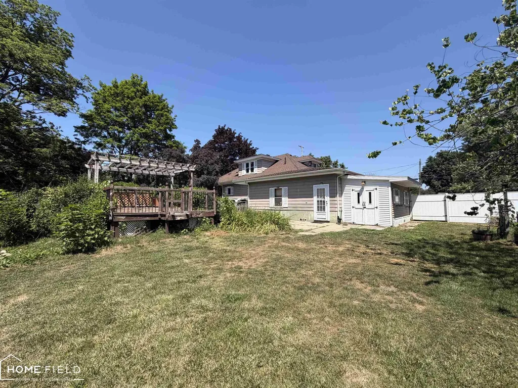 803 Ament Street Owosso City MI 48867