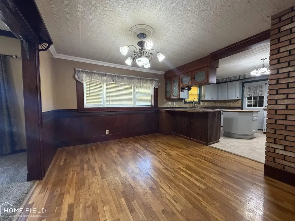 803 Ament Street Owosso City MI 48867