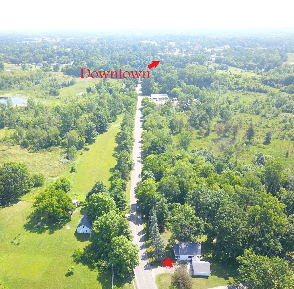 1009 Grand River Road Laingsburg City MI 48848