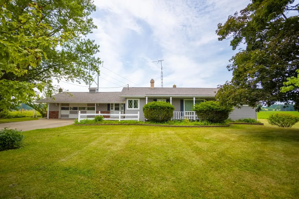 3475 W Brewer Road Bennington Township MI 48867