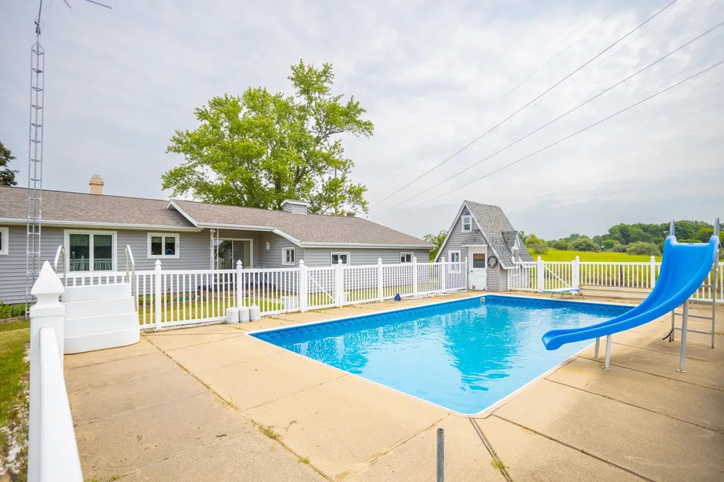 3475 W Brewer Road Bennington Township MI 48867