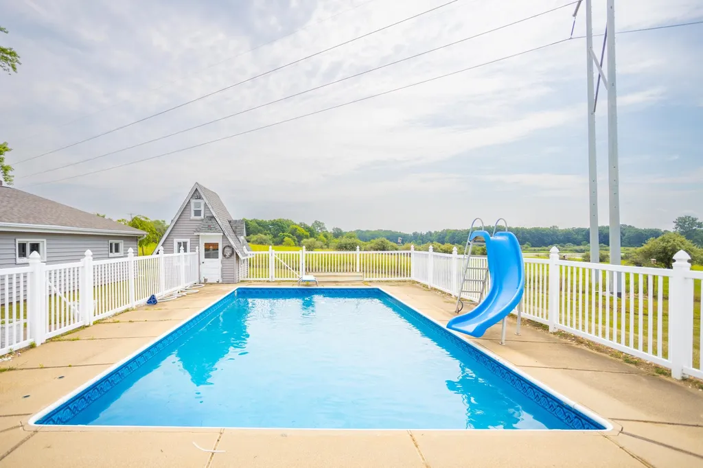 3475 W Brewer Road Bennington Township MI 48867