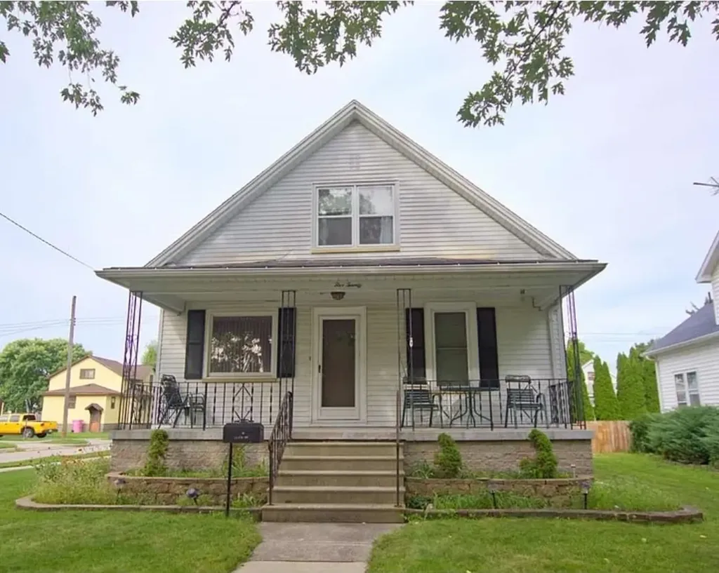 520 S Birney Street Bay City City MI 48708