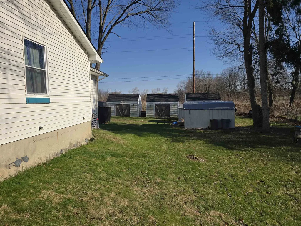 12573 Spruce Lane Perry Township MI 48872