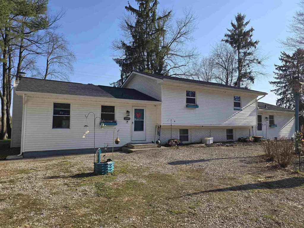 12573 Spruce Lane Perry Township MI 48872