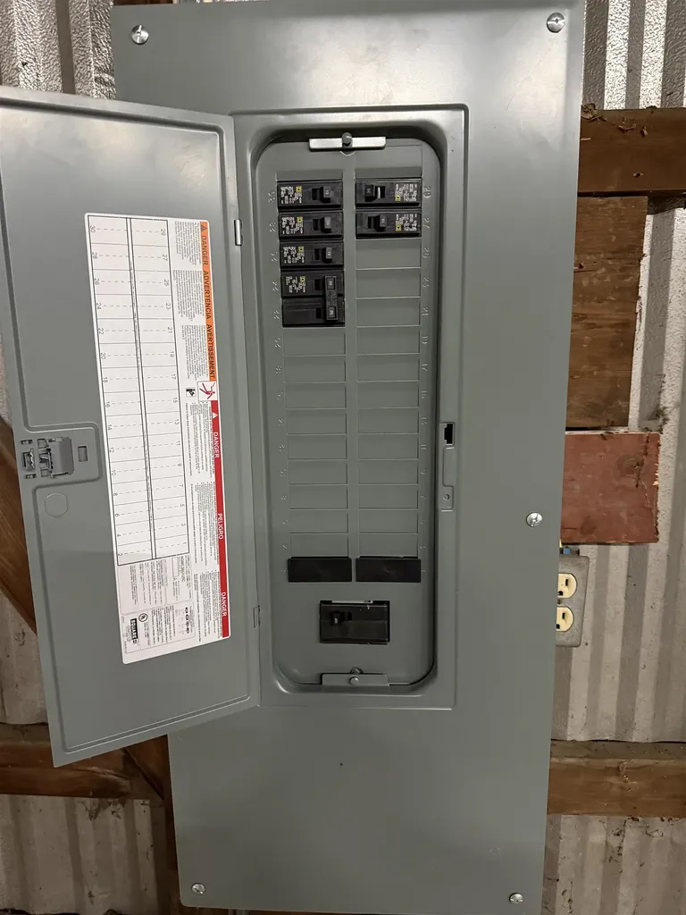 653 Chesaning Street St. Charles Village MI 48655