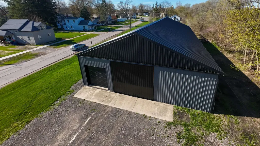 653 Chesaning Street St. Charles Village MI 48655
