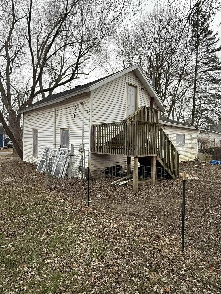 217 E Pearl Street Ovid City MI 48866