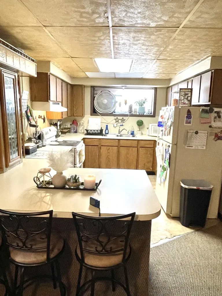 904 W Main Street Owosso City MI 48867