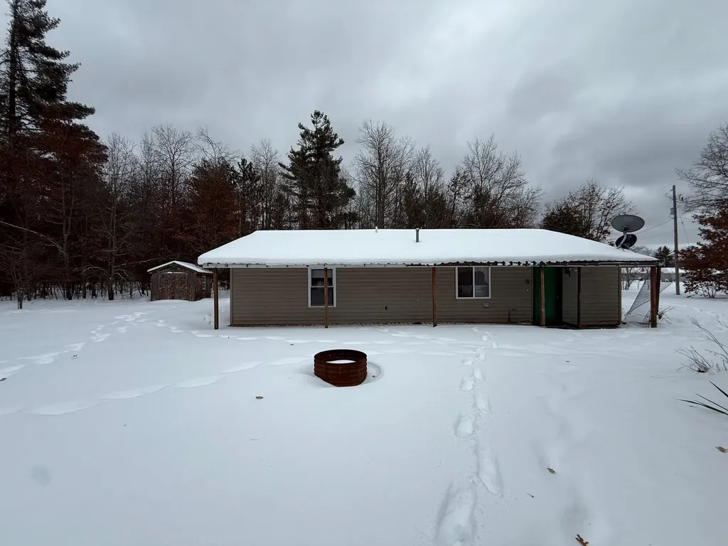 881 E Kittle Road Comins Township MI 48647