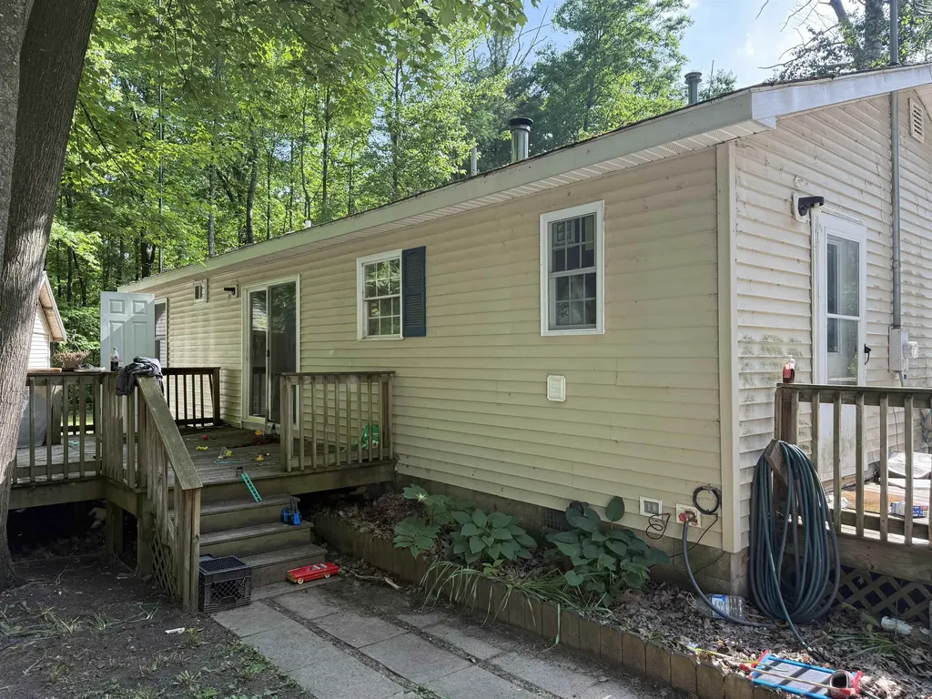 5911 Jackson Avenue Lincoln Township MI 48632