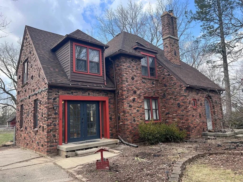 1502 S M-52 Highway Owosso Charter Township MI 48867