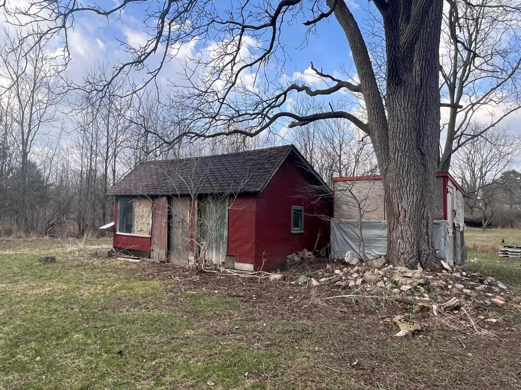 1502 S M-52 Highway Owosso Charter Township MI 48867