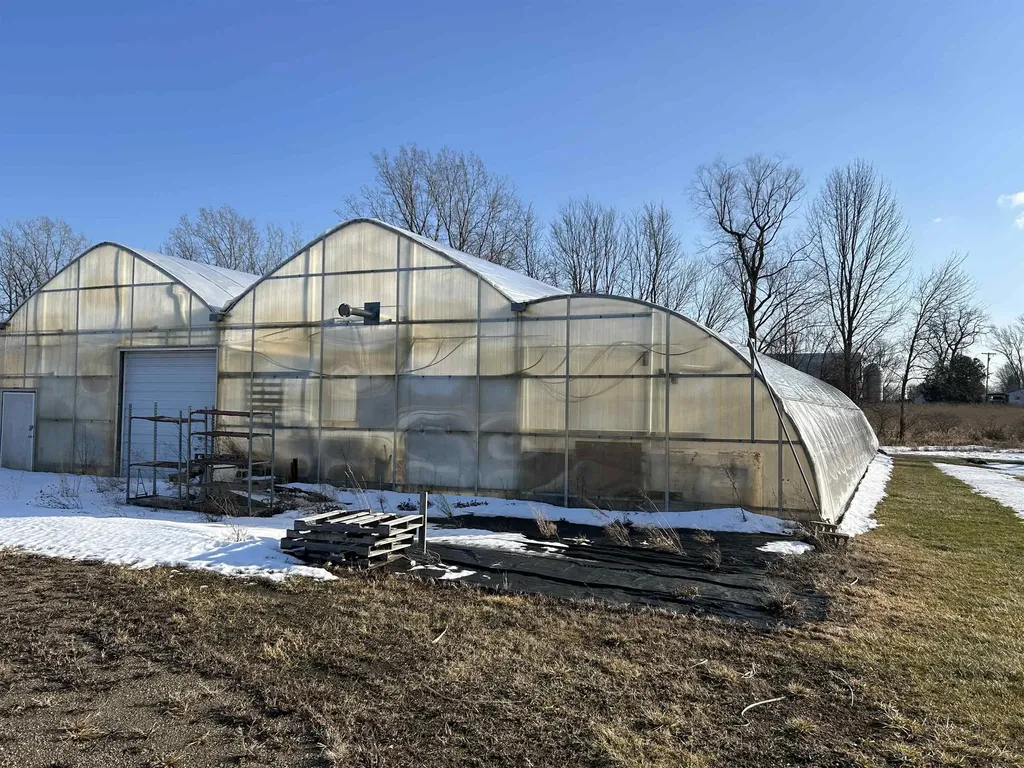 2755 S Hollister Road Ovid Township MI 48866