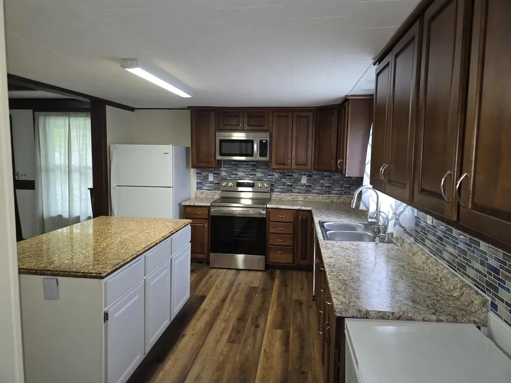 117 W Mcneil Street Corunna City MI 48817