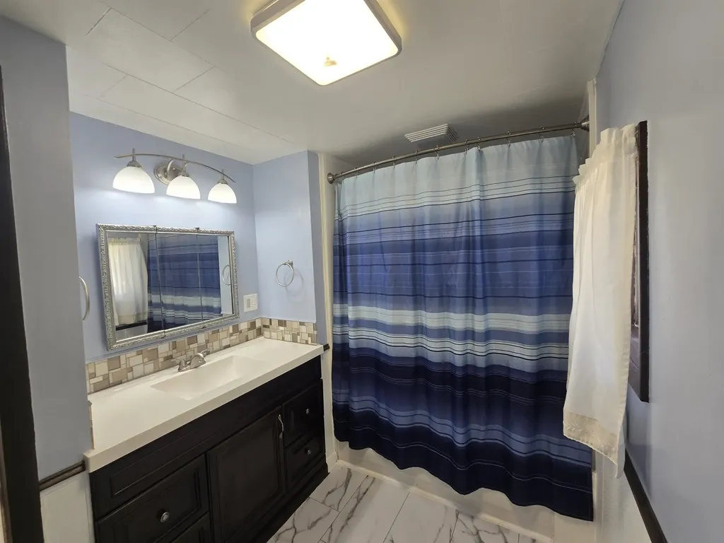 117 W Mcneil Street Corunna City MI 48817