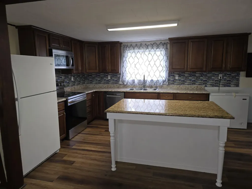 117 W Mcneil Street Corunna City MI 48817